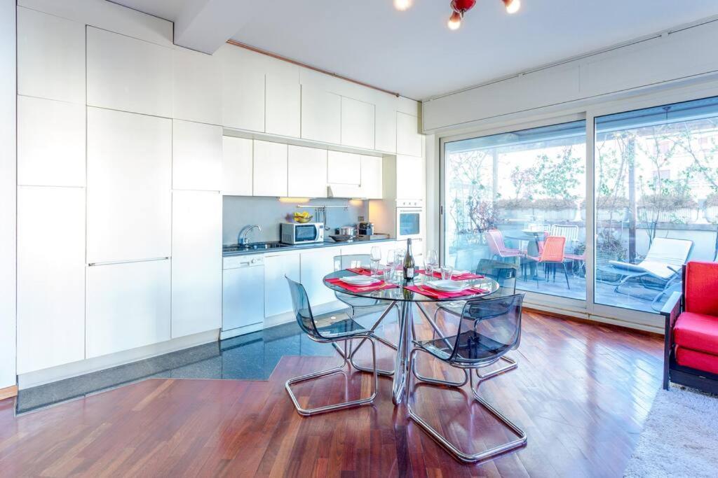 Ferienwohnung Duomo 10 Min Luxury • Terrazzo • Wi-Fi • Netflix Mailand Exterior foto
